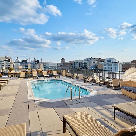 شقة Logan Circle 1Br W Gym Wd Pool Nr Bars Wdc-483 واشنطن المظهر الخارجي الصورة