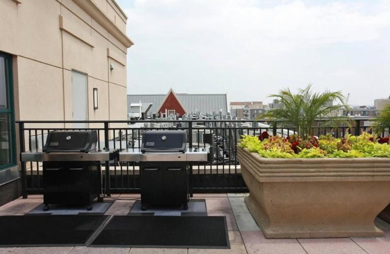 شقة Logan Circle 1Br W Gym Wd Pool Nr Bars Wdc-483 واشنطن المظهر الخارجي الصورة